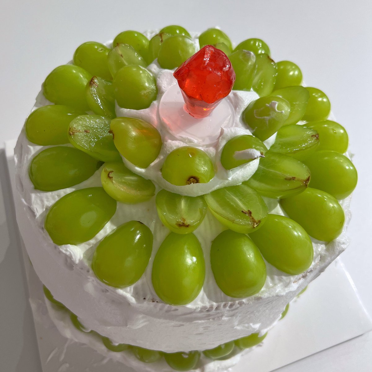 Official_SKYE_'s tweet photo. 🎂5주년 축하 케이크🎂
인튜유의 선택은??

🎂Cakes for 5th Anniversary🎂
Which one do you like?? https://t.co/jflc1O71Us