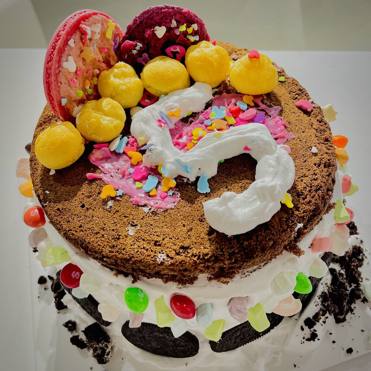Official_SKYE_'s tweet photo. 🎂5주년 축하 케이크🎂
인튜유의 선택은??

🎂Cakes for 5th Anniversary🎂
Which one do you like?? https://t.co/jflc1O71Us