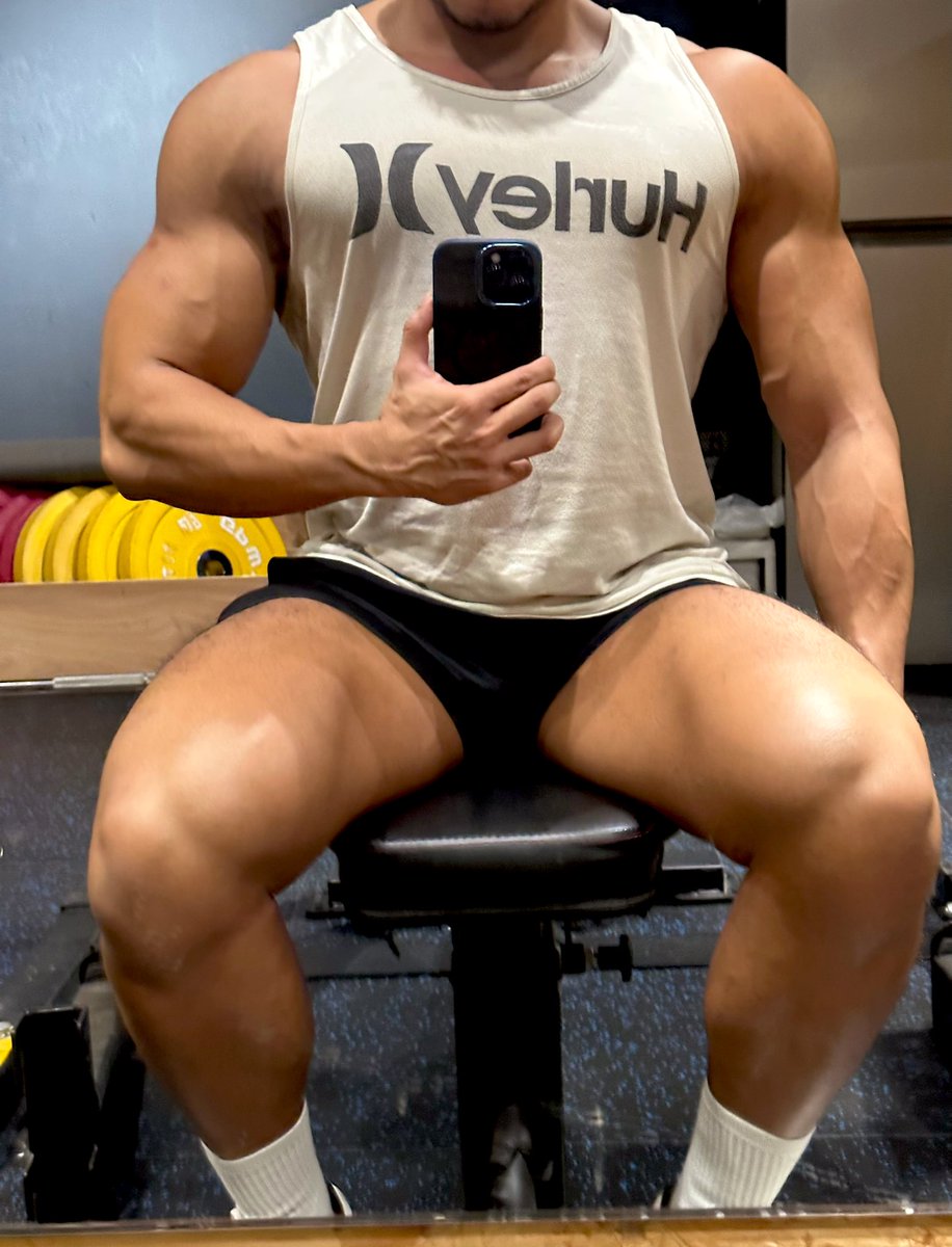 MARK🐺 tweet media