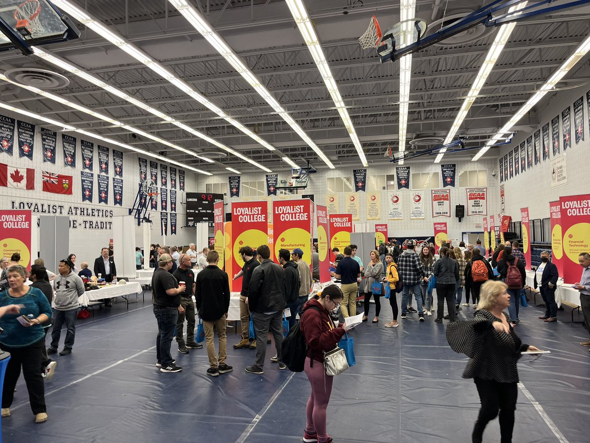 abaskwill's tweet photo. Itโs ON!! @LoyalistCollege #OpenHouse #TheBeginningOfBig #DestinationCollege #ThePowerOfSmall https://t.co/Vh7JkO9viG
