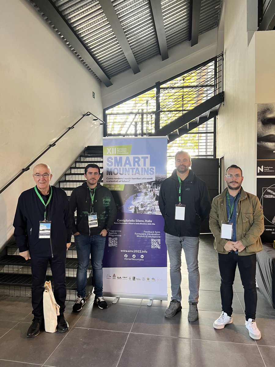 Cumunadicuzza's tweet photo. Le #smartpaesi présenté aux XIIeme assises européennes de la montagne SMART MOUNTAINS à Camigliatello Silano, en Italie. #smartpaesi présenté dans la session: comment une gouvernance intelligente peut elle aider à construire des zones de montagne tournées vers l’avenir? https://t.co/v1Zkst00IL