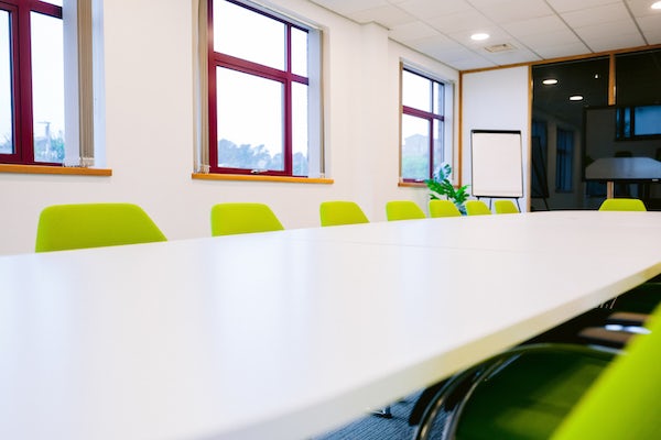 HUB26_UK's tweet photo. Got a monthly meeting, need somewhere to host it?
We offer block booking discounts on our meeting suites.
10% off a block of 10
25% off a block of 50
Contact today on 01274 062000 or info@hub26.uk
https://t.co/51xJsDx5BF
#Hub26 #HubLife #M62 #Coworking #Meetingspace https://t.co/Alm3pMrfjQ