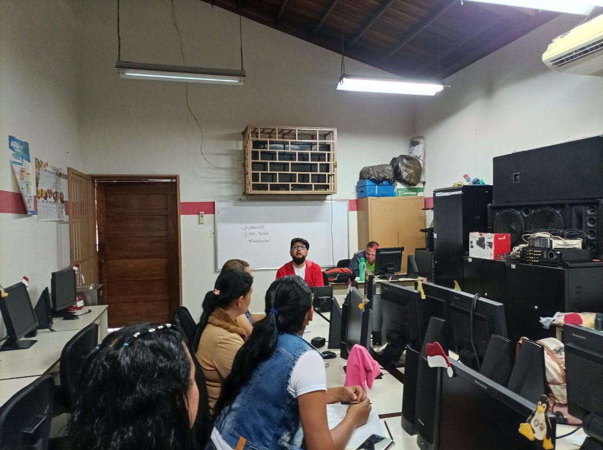 Taller sobre radio difusión