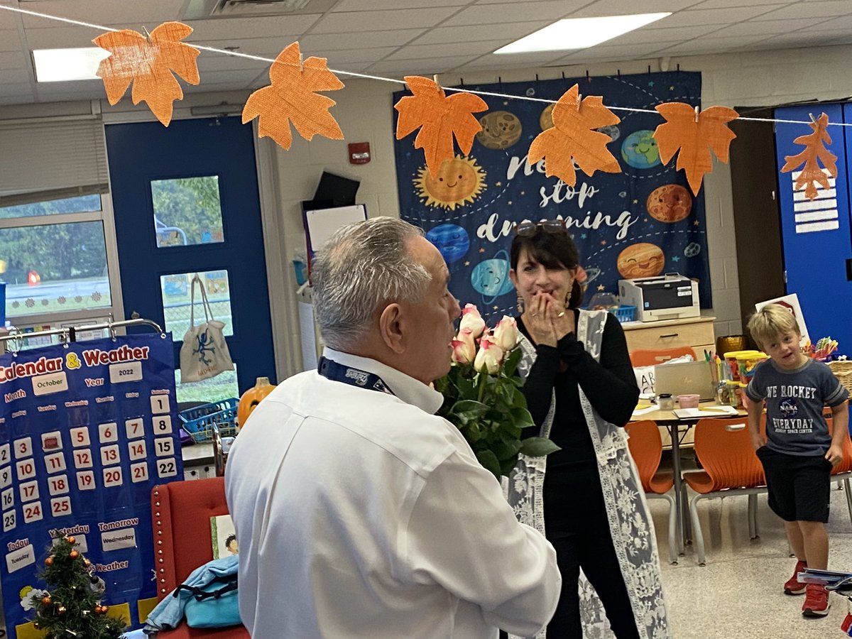 Arla shindelar tweet media