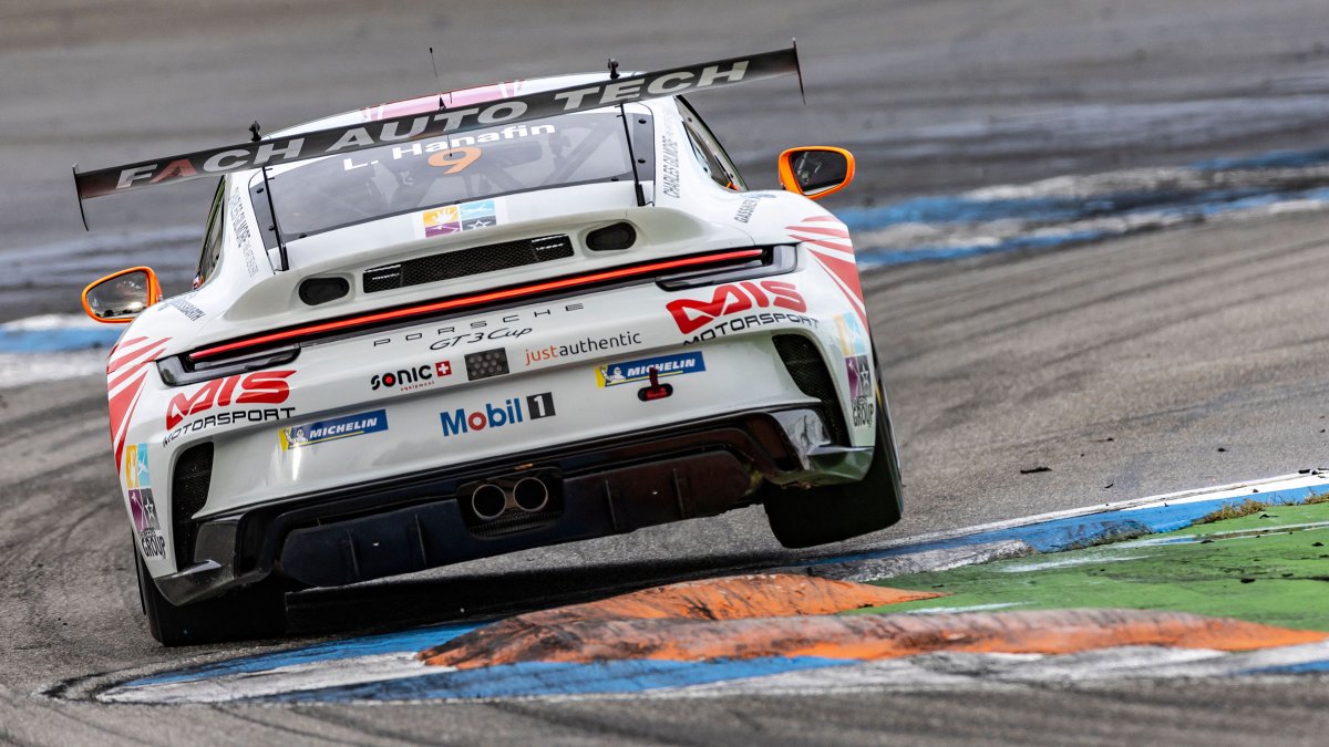 PorscheSupercup's tweet photo. #PorscheMobil1Supercup – Did you know? Driving #FACHAUTOTECH's #Porsche #911GT3Cup no. 9, @HanafinLorcan was one of the top contenders for the #Supercup Rookie Championship. In @CarreraCupDE – also with no. 9 – he went two steps higher and won the title. Congrats!
@PorscheRaces https://t.co/uk9HZfAn74