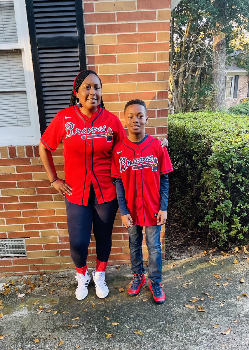 SaterialW's tweet photo. Today just happens to be Jersey Day for the both of us today. It’s Red Ribbon Week for Lil Zay (Team Up against drugs) & Spirit week for me(wear your favorite team jersey). Since baseball is my baby favorite sport we decided to rep them Atlanta Braves
#ApplingMiddleSchool #HOPE https://t.co/HSGkW8FvU4