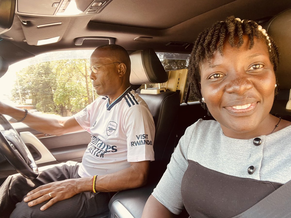 An evening drive with ma best friend 🤗🤗 Inshuti yangye busy minding our business.