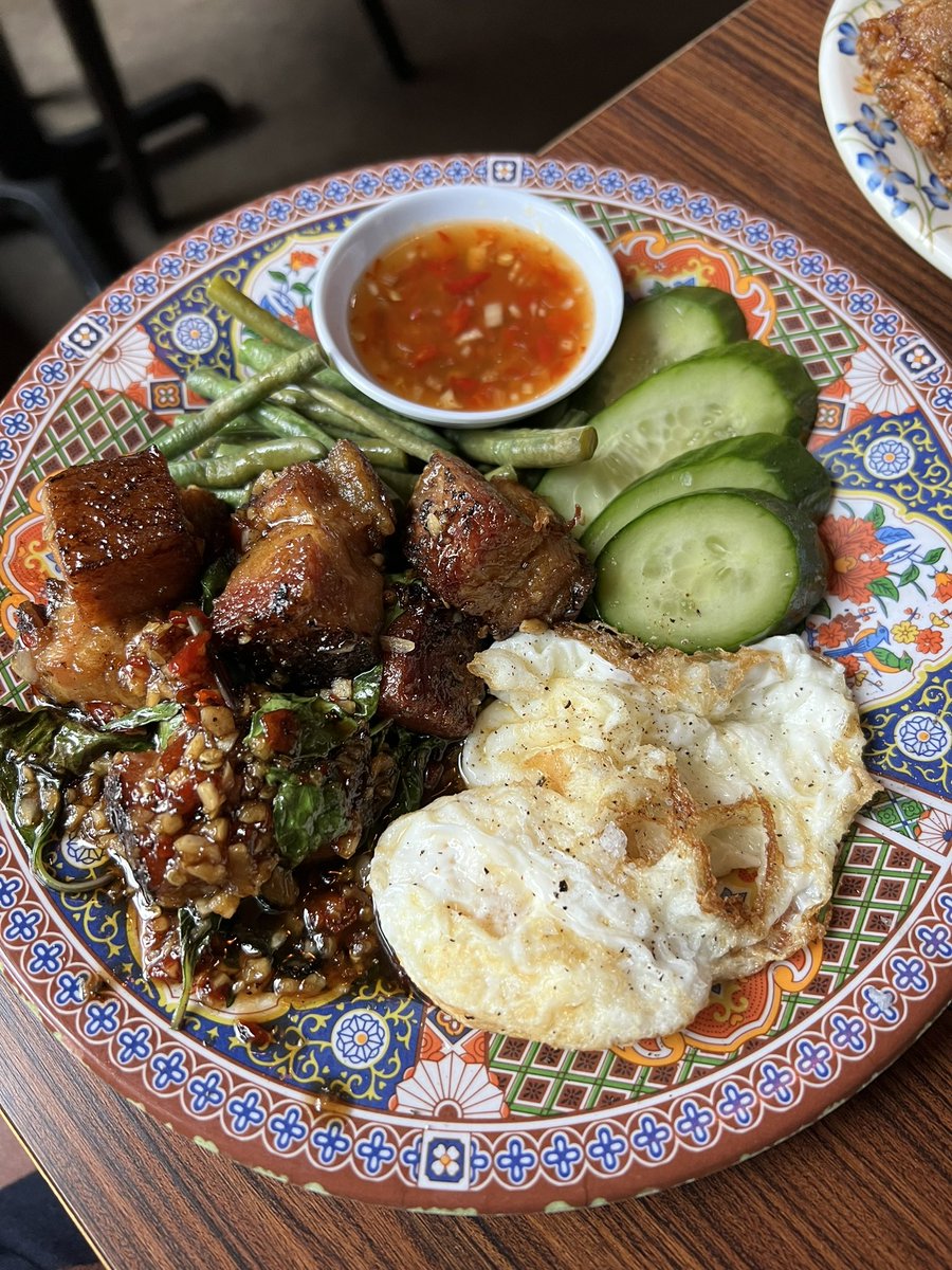 Tom Sietsema tweet media
