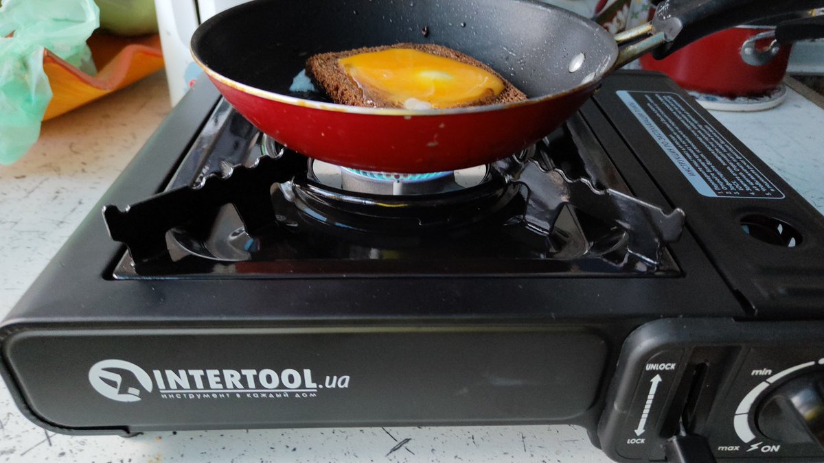 potovsky's tweet image. #intertool аби було що їсти