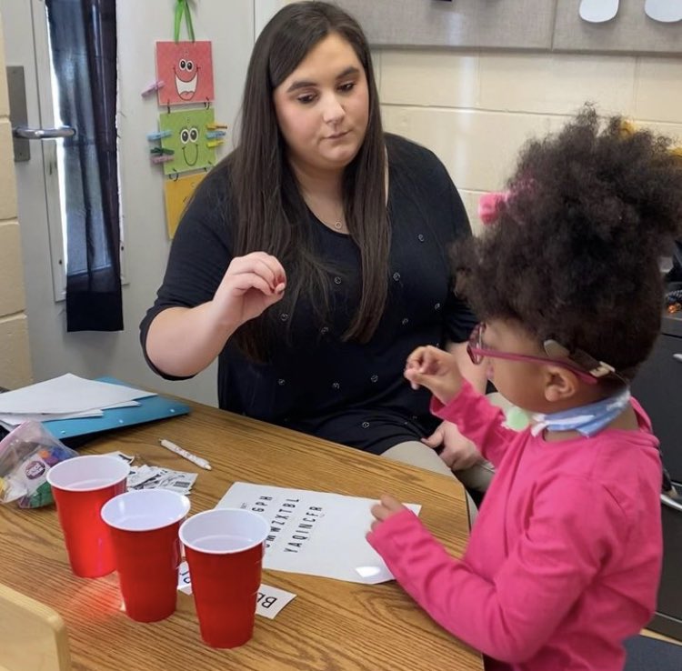 UNFCOEHS's tweet photo. We love to watch our @UofNorthFlorida Deaf Education teacher candidates and deaf and hard of hearing students learn and grow each week! 😊

#ReadingBuddies #CoehsDifferenceMakers #UnfDeafEd #DeafEducation https://t.co/JCTabHwCn1