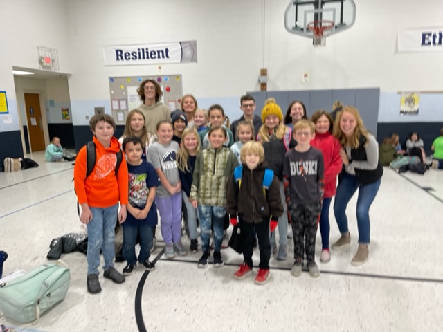 The High School Cross Country team were the morning greeters at the elementary this morning!  They are also pictured with Coach Osbahr's 4th grade class! Good Luck to freshmen Mary Fett at State Cross Country Friday! Go Panthers!