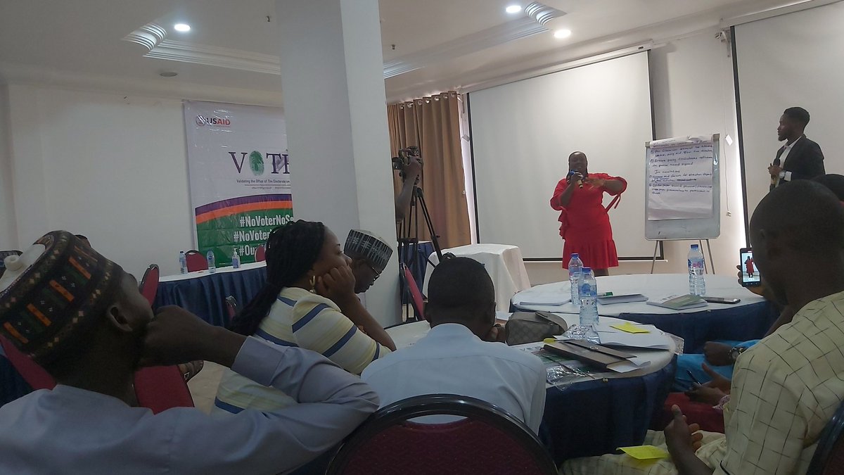 isodaf4africa's tweet photo. #NoVoteNoSenator
#NoVoteNoSenator
#MyPVCmyPower
#OurVoteMustCount
Grp 2, Priorities of Observer before election.
Partnership, understanding the process, terrain and knowledge of the premises, neutrality. https://t.co/40GmYASoI8