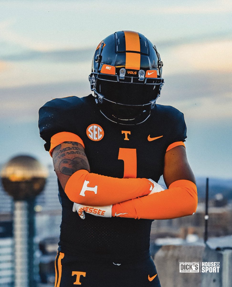 stoolgambling's tweet photo. Tennessee by a MILLION this week 

(Via @Vol_Football) https://t.co/HTO1umTpPX