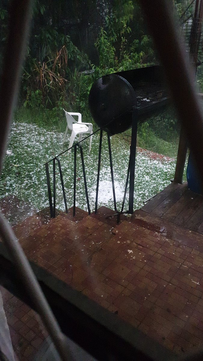 ⛈Yesterday's storm was fierce in Bulwer, Drakensberg

#BulwerKZN #KZNhasitall #mountainlife #SouthernDrakensberg #hail #Weather #underberg #KwaZuluNatal #accommodation #selfcatering #SouthAfrica #TravelChatSA <a href="/SamsungMobileSA/">Samsung Mobile SA</a> #withGalaxy