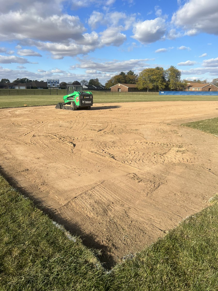 TroDirt's tweet photo. Better late than never. Lips removed and  surface renovation at Washington High School in Washington Courthouse, Oh, has them ready for the 2023 season. @Homefield_ @DuraEdge https://t.co/XtfvjMFO8T