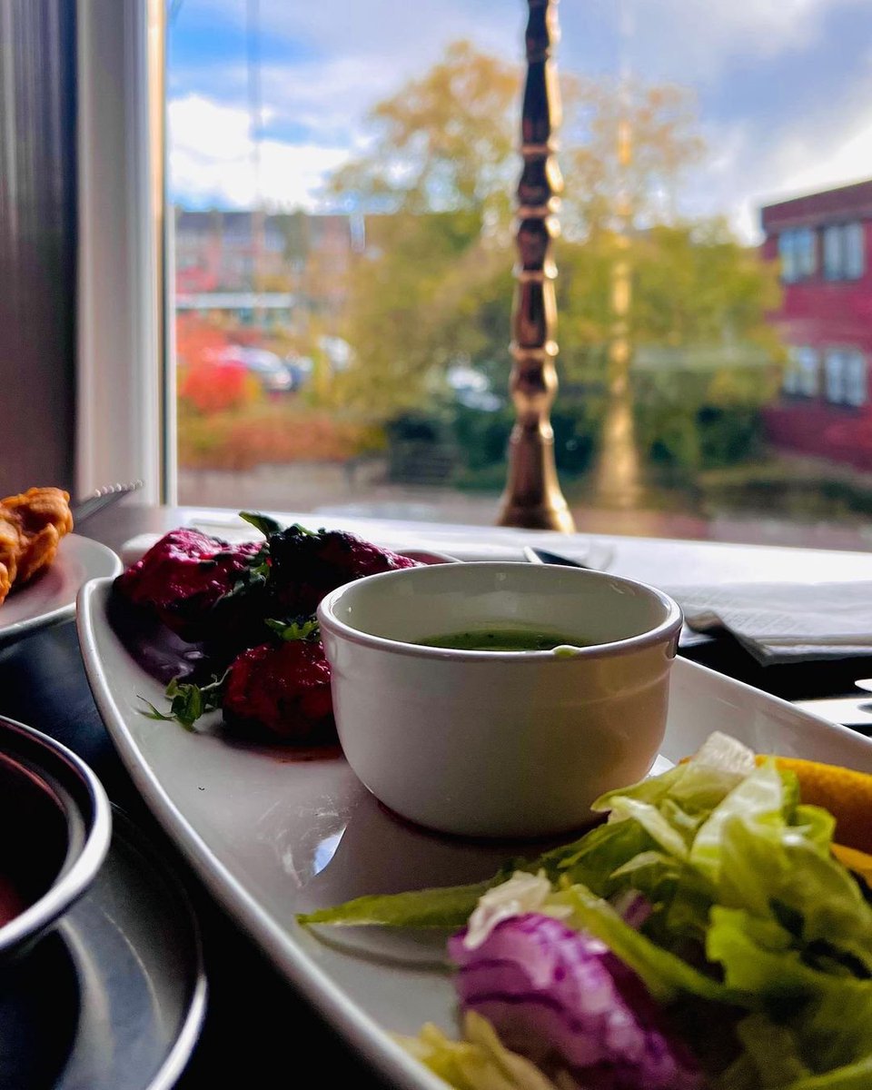 TheKurryLounge's tweet photo. TRY OUR PRE-THEATRE MENU ๐ฝ๐ฝ
3 COURSE FOR ยฃ14.95
WEDNESDAY PRE-THEATRE TIME - 4:00 PM to 6:00 PM
#pretheatre #menu #3coursemenu #thekurrylounge https://t.co/77YLOpmPGw