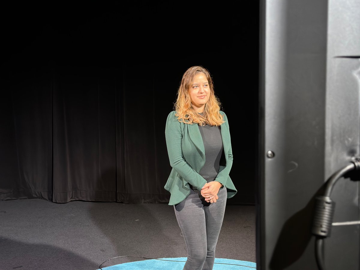 FcpsSaps's tweet photo. SAPS, Diana Vera from @HerndonHS, is in the studio today filming the new Spanish language 11th grade drug lesson at Sprague. @FCPS_IDTS https://t.co/AEL2u4Kw1T