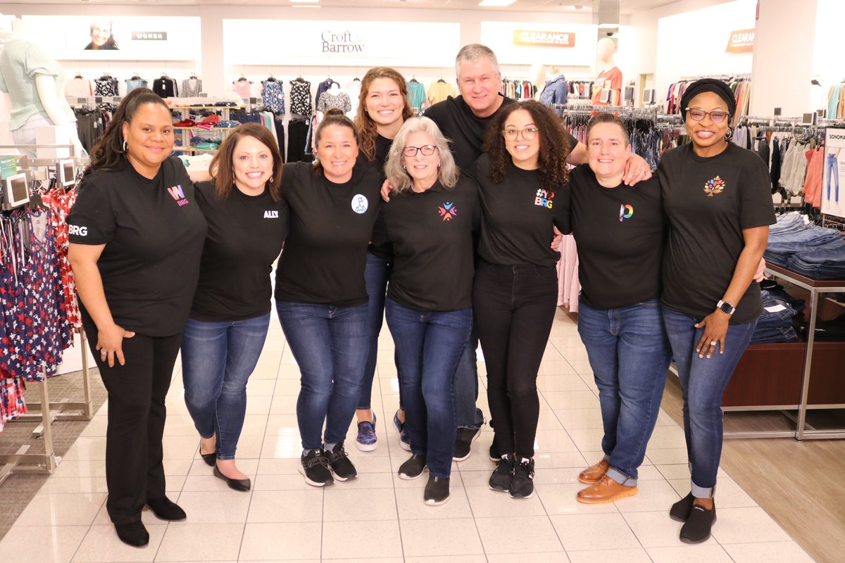 Last week, <a href="/Kohls/">Kohl's</a> Business Resource Groups celebrated Kohl’s third annual BRG Day, centered around the theme “Allyship Looks Good On You.” Check out more about allyship at Kohl’s here corporate.kohls.com/news/archive-/…