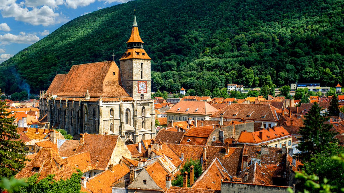 🇷🇴Romania: For that fairytale feeling Romania is a land of jagged mountain peaks, storybook castles with soaring spires, and medieval towns that seem unchanged by time ⛰️ And Bucharest is a well connected city, making it easy to travel to the country. 👉cutt.ly/XNsLw9I