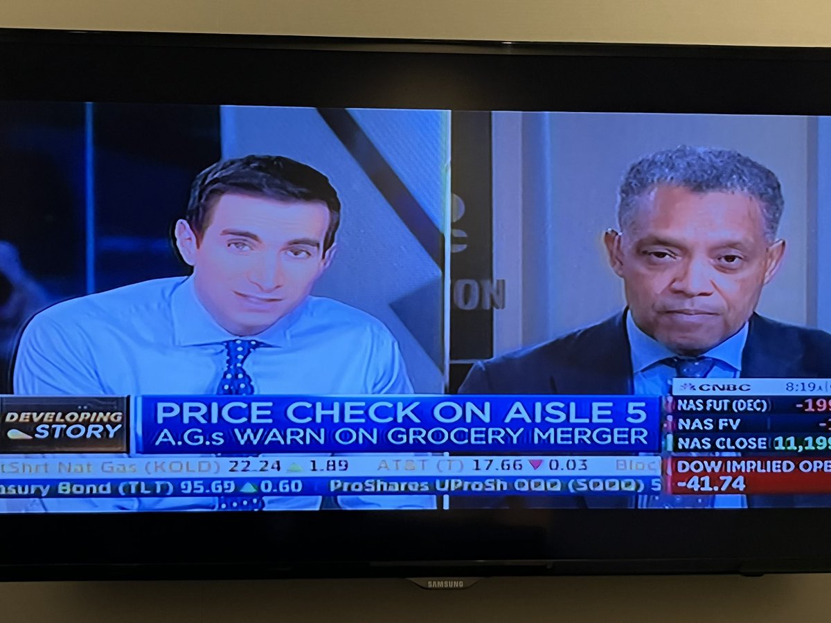 Pbeauvais's tweet photo. Pretty cool watching fellow Haitian sensation and D.C. Attorney General @AGKarlRacine on our air discussing the Kroger deal on CNBC @SquawkCNBC #KarlRacine #CNBC #CNBCSquawkbox #Haiti #Haitiansensations https://t.co/HYm0pBnMJm