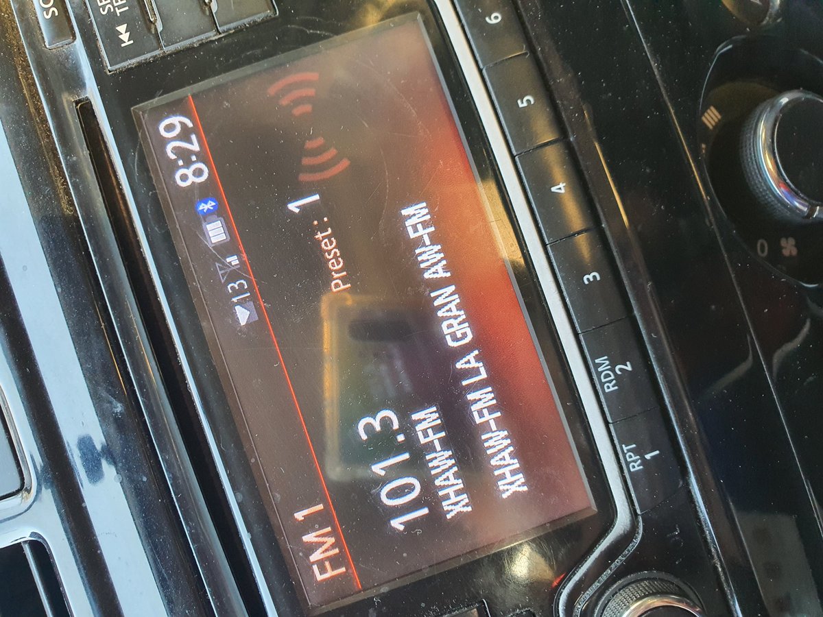 rbns91's tweet photo. Escuchando #TelediarioMatutino de @telediariomty y esperando ganarme esos boletos para ir a ver a @yuritaflowers!! 
Excelente día para todos!!! https://t.co/CG222NQOgh