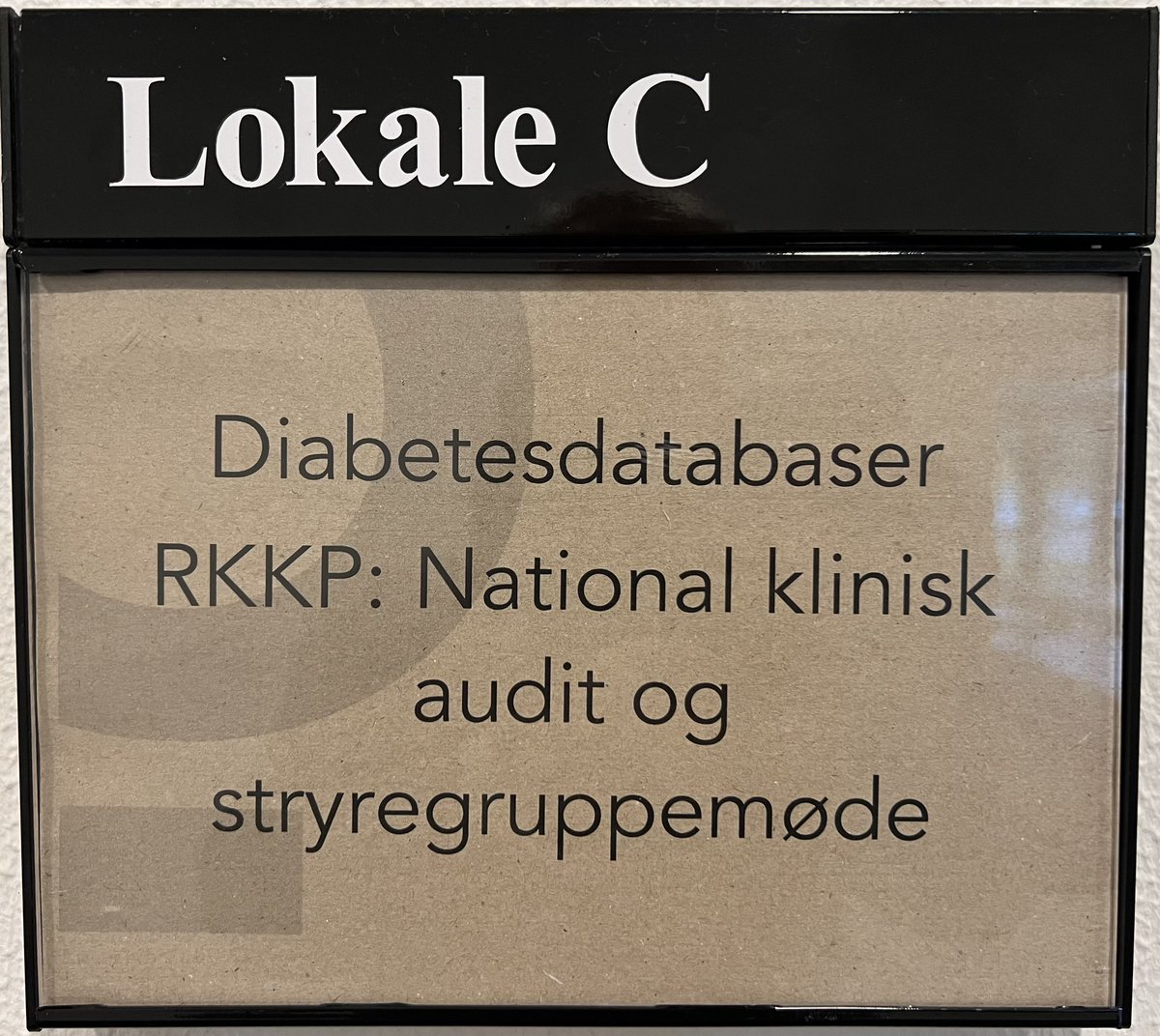 NielsEjskjaer's tweet photo. “National Klinisk Audit” for #RKKP diabetes-databaserne #DVDD og #DanDiaKids.
80.000 voksne mennesker med diabetes er repræsentativt registreret, og indikatorerne er som altid ledetråde for bedst mulige behandling.
🔹Årsrapport: 22. Dec 2022
#StenoNord #SDCN @Reg_Nord #DiabetesDK https://t.co/A7fEGX3OGi