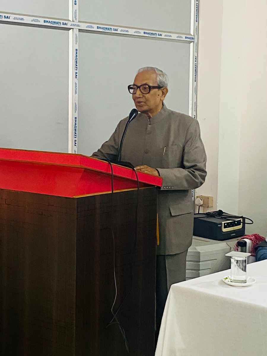 DibruUniv's tweet photo. The 6th Dr. Birendra Kr. Bhattacharyya Memorial Lecture was organised today at Centre for Studies in Journalism and Mass Communication in association with Dr. Birendra Kumar Bhattacharyya Memorial Trust, Guwahati. 

Glimpses: https://t.co/y8WIZkm8BQ