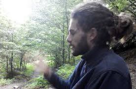 marinetondelier's tweet photo. Il y a 8 ans, Remi Fraisse, botaniste de 21 ans, succombait à l'explosion d'une grenade tirée par un gendarme sur le chantier controversé de Sivens.

Et le ministre de l’intérieur tentait de salir sa mémoire en le faisant passer pour violent.

On n’oublie pas.
On ne pardonne pas. https://t.co/o53utLkLRI