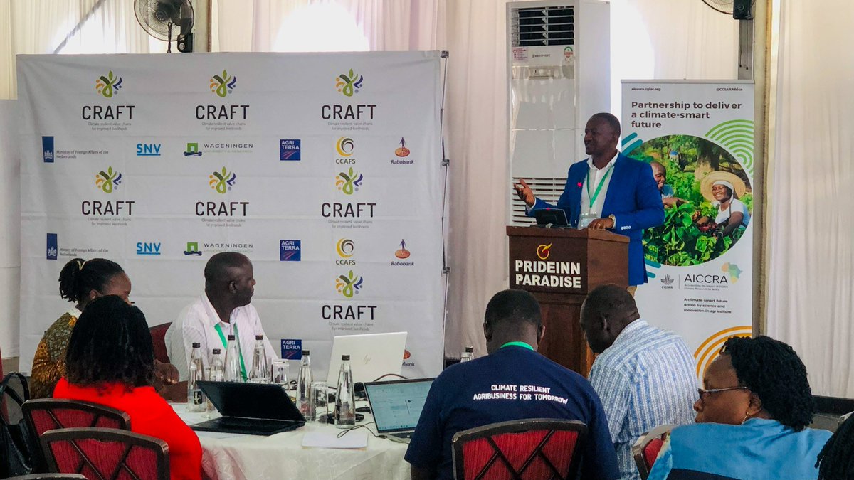 CGIARAfrica's tweet photo. Opening remarks by partner co-hosts in @WWF_Kenya, @KenyaCsaMsp, @ASARECA, and @SNV_Kenya emphasized the need for sharing evidence and innovations among actors toward influencing gender-responsive and socially-inclusive policy implementation and reforms in🌍.
#ClimateSmartAfrica https://t.co/BlEcfLGq7w