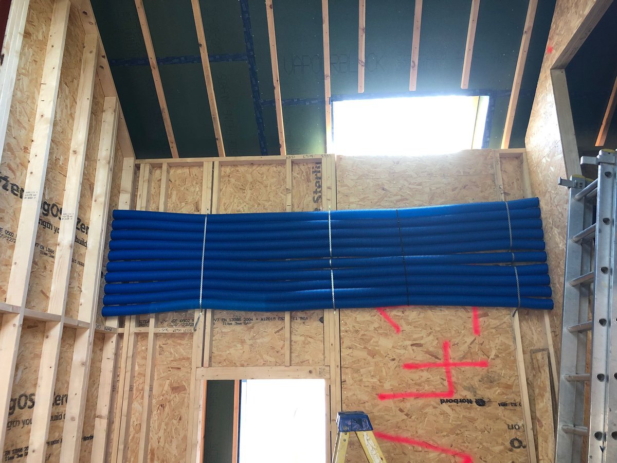 nilan_uk's tweet photo. It doesn't get smarter than this! One of our 'Dream Team's' installations this week. They nailed it!! #freshair #mvhr #iaq #indoor #slservices #ventilation #experts https://t.co/54TSgul1E6