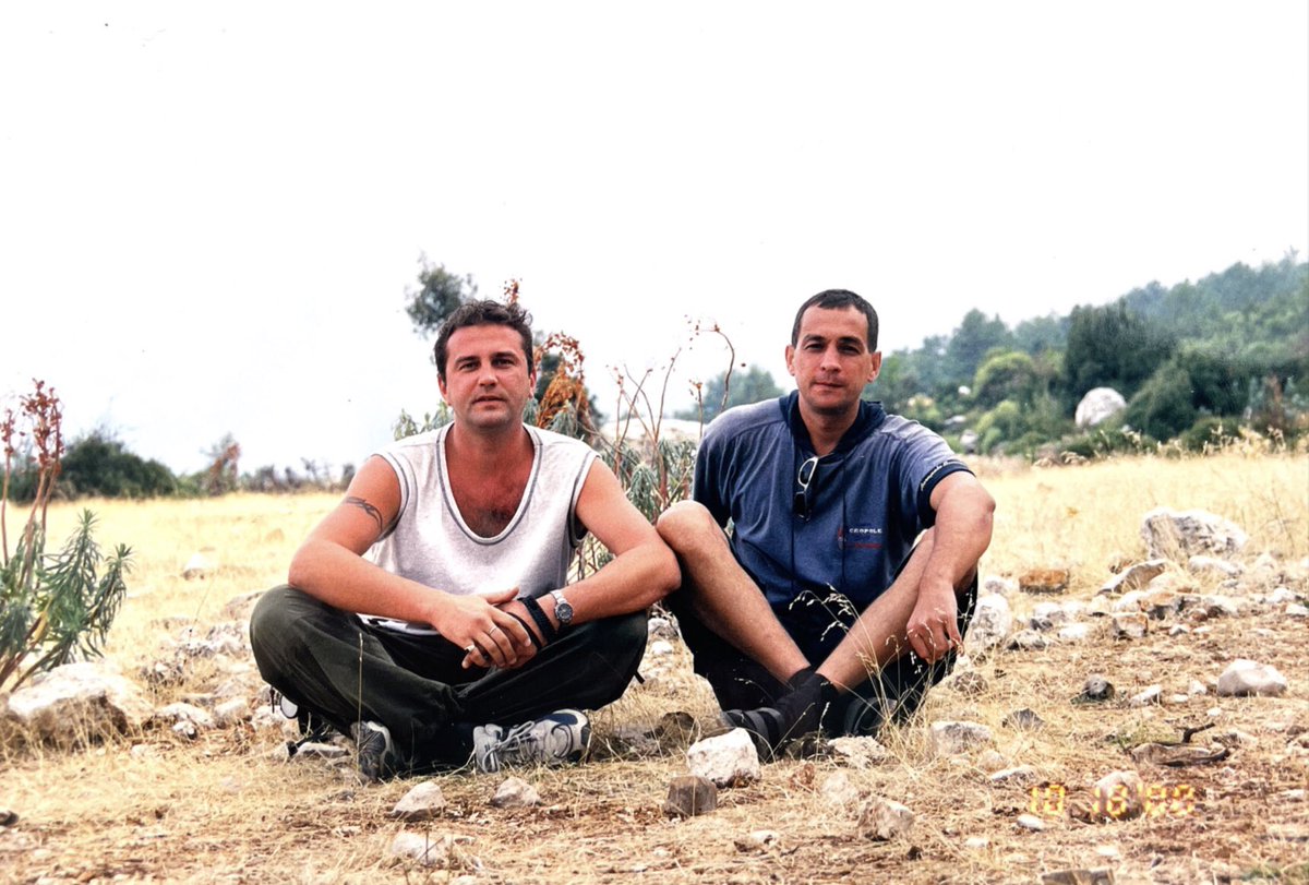 Сегодня отмечает своё 52-летие мой товарищ и брат — Борис Криводубский. Наши дни рождения в одну дату. Много лет подряд мы были вместе за праздничным столом. После начала тоста «Дорогие Саша и Борис...» я неизменно шутил: «Горько!»

 Теперь я пятый день рождения отмечаю в тюрьме.