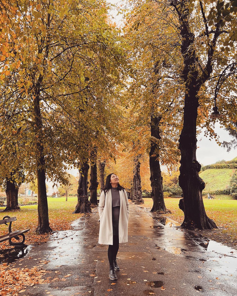 Hello #November! Who doesn't love this time of year in the city? The changing colours of leaves, cooler weather, cosy jumpers, thick socks and hot drinks galore. Make sure to tag us in your photos for a chance to be featured across our socials. 📸 reinabellez on Instagram.