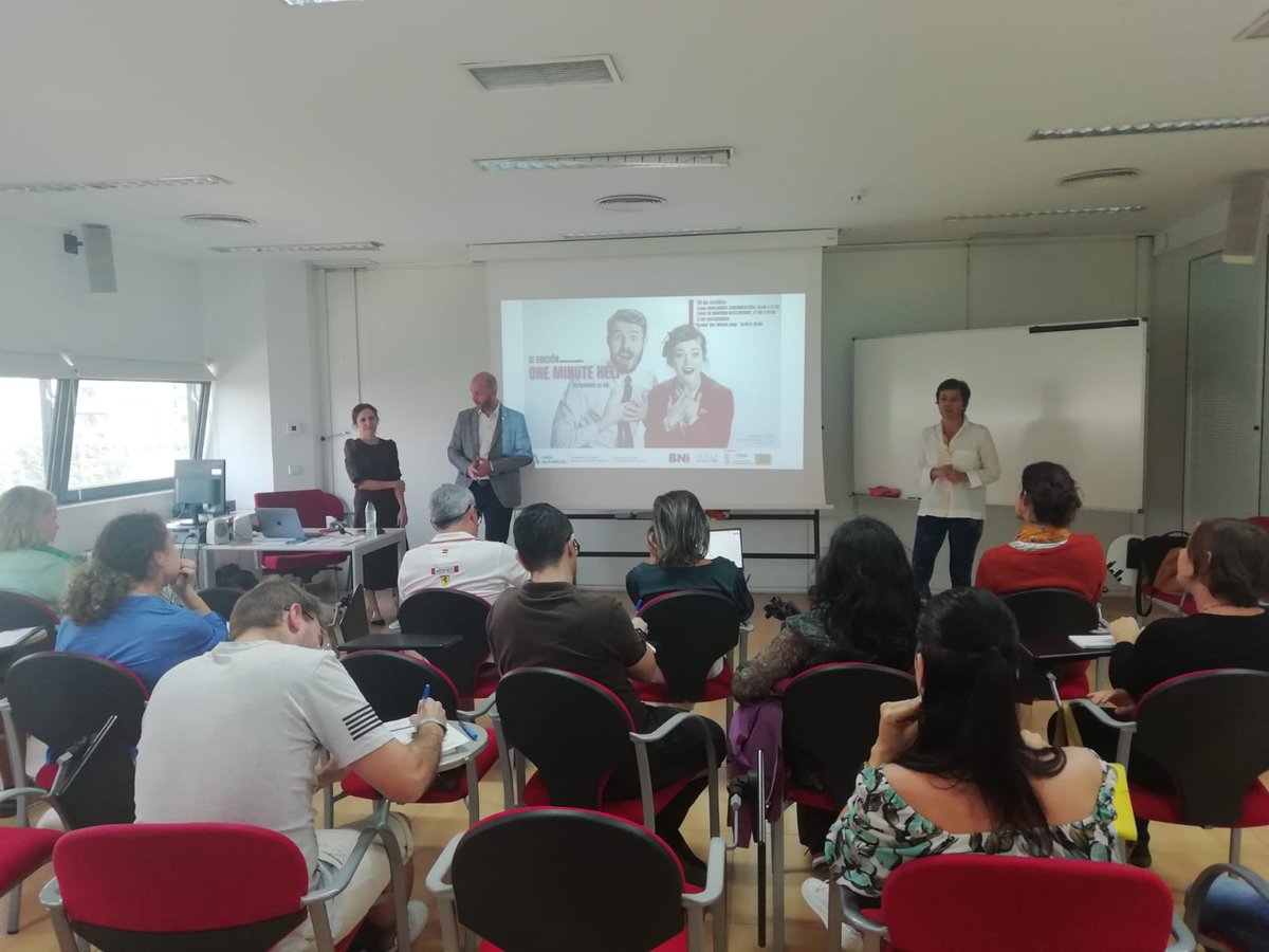 aemprende's tweet photo. 🔴🟢 Ayer tuvimos la 1ª jornada III edic. #OneMinuteHelp @bni_sevilla @Ayto_Sevilla
👥 CLAVES para mejorar las técnicas de ventas a través de la #comunicación para personas empresarias y emprendedoras.
🔜 03/11 📍Edificio CREA #Sevilla
📝 https://t.co/qaEb7hfbYW
#EmprendeAND https://t.co/IiHgqMle26
