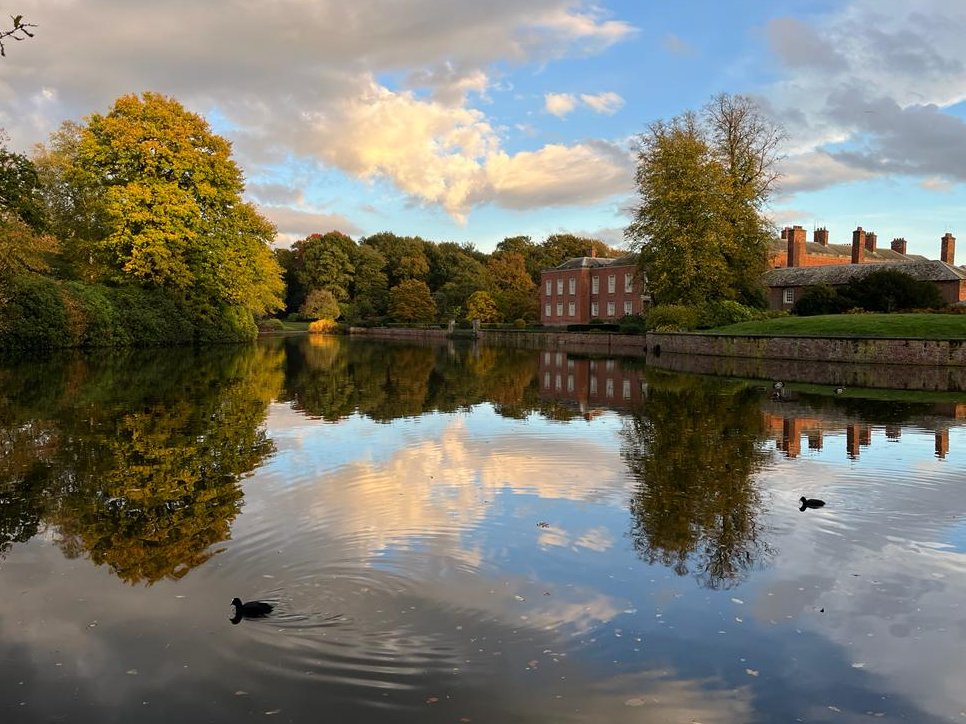 This year's autumn light just keeps giving! #EveryoneNeedsNature