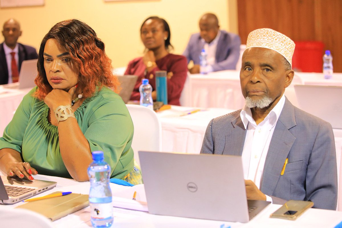 EduMinKenya's tweet photo. Presidential Working Party @EduReformsKenya holding plenary discussions in preparation for the countrywide commencement of views collection from the public on the what needs to be done to improve the competence based curriculum. @KICDKenya @ExamsCouncil @TSC_KE @KuppetP https://t.co/VwcPU555AG