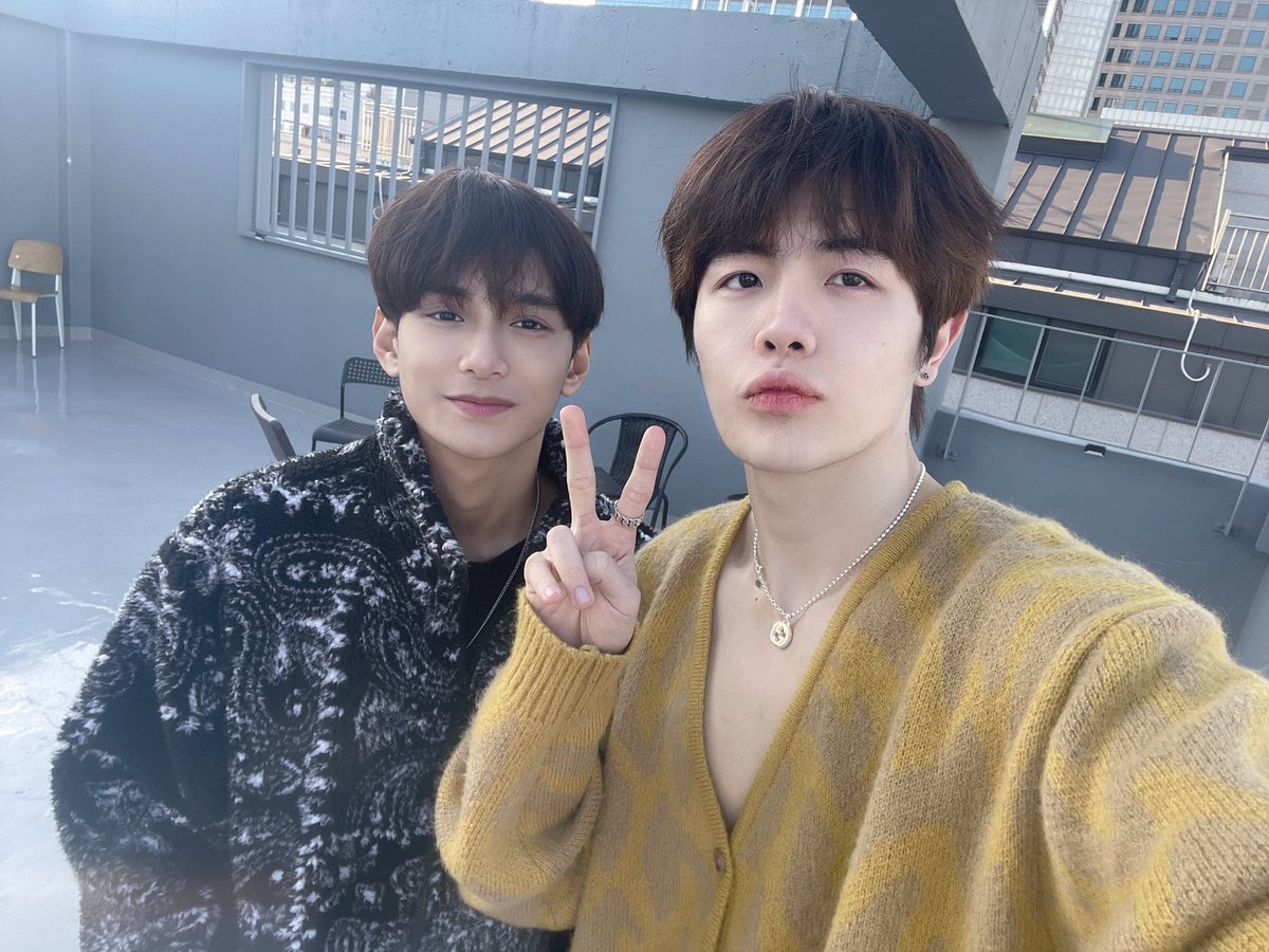 starfess's tweet photo. Zayyan upload selca guys, Subhanallah akhi

Support debutnya dia nanti yaa✨
-guys https://t.co/F1NNLoH39J