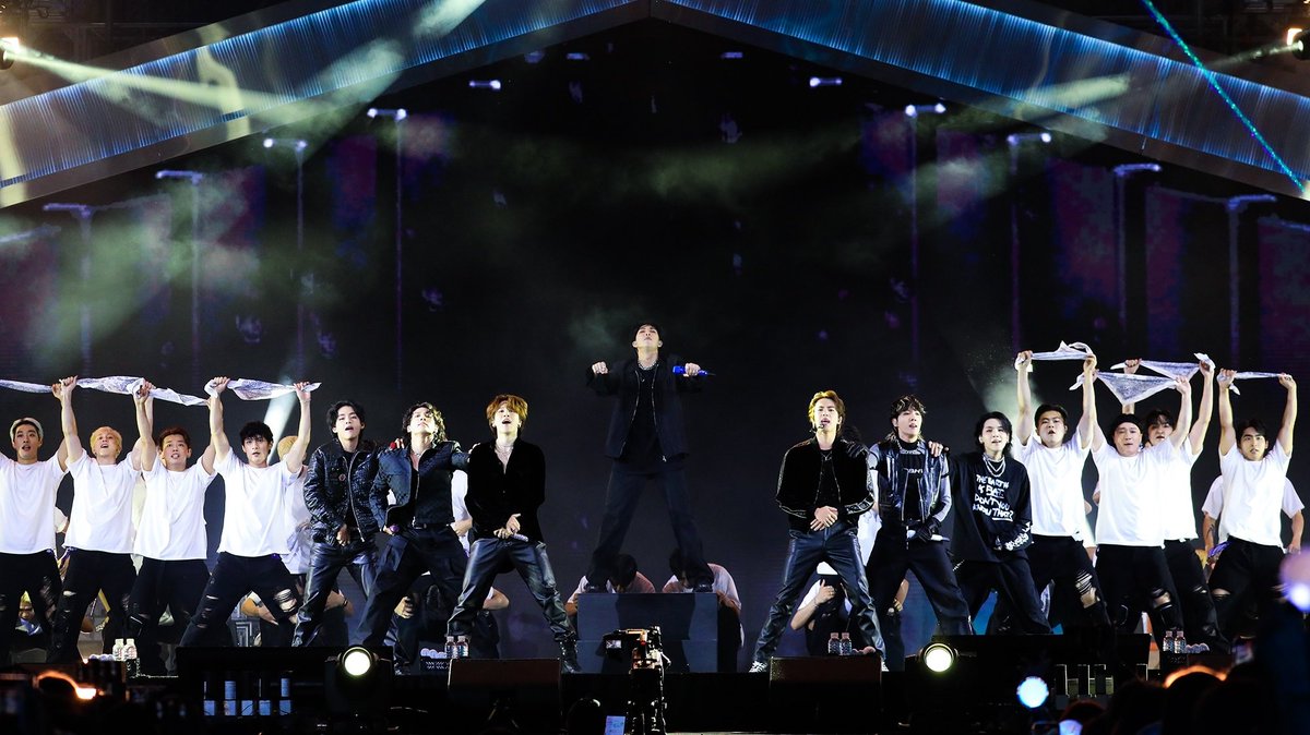 btschartsxdaily's tweet photo. How many RTs and Replies can get this tweet? 💜

🎯 5K &amp; 1K REPLIES ⚠️
I vote #bts for Worldwide Fan’s Choice #MAMAVOTE https://t.co/5QaP9ufciO