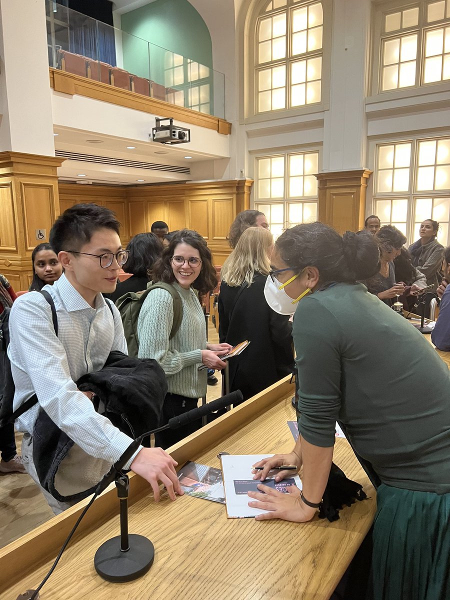 MediaLSE's tweet photo. Great turnout yesterday at our hybrid event discussing #ShakuntalaBanaji &amp; #RamBhat’s new book, Social Media and Hate. 

Lovely to see so many students, alumni &amp; colleagues! Thanks to all who attended in person/ online &amp; @LSEpublicevents @pagesofhackney @Prof_Rodriguez1 https://t.co/DbAIOJwIKC