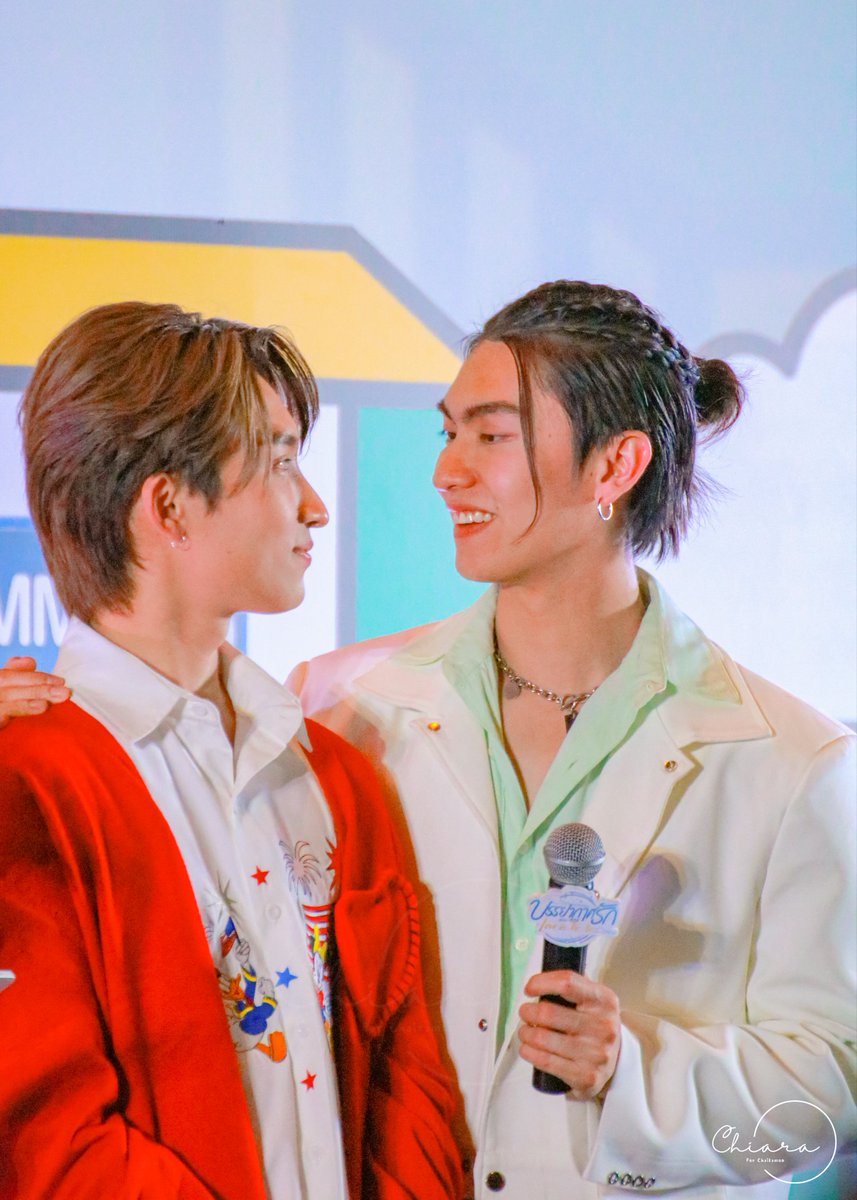 Khu_Chiara's tweet photo. เหมือนรูปเราเลยอ่ะ ช่วยเราดูหน่อยสิ อุแงง https://t.co/zQks8DaEZk