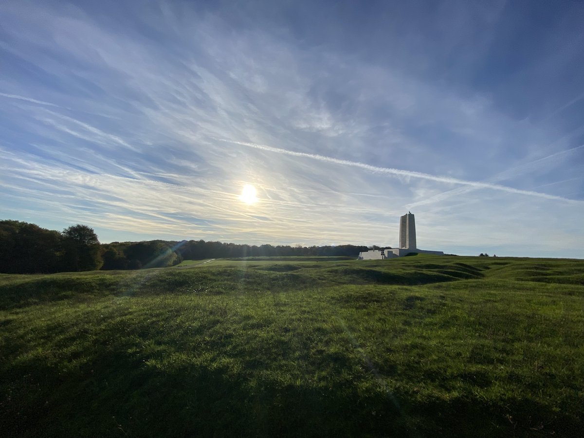 Absolutely stunning light this morning at Vimy. First stop of the day.
