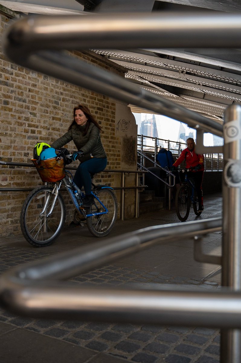 cgleeson83's tweet photo. Morning cycle
#cycle #bike #placestogo
#street #London @UKNikon #framing #streetphotography https://t.co/BsU4KLXMui