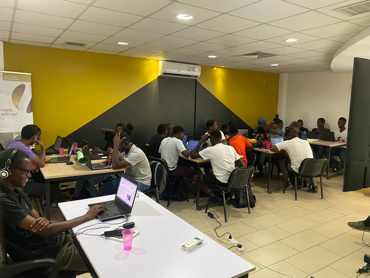 _Neema1's tweet image. #onlydevske
#paymentintergration
#hacktoberfest

@MorachaKe
@achinga_chris
@techBchallenge
@onlydevs_ke
@okonu_ian