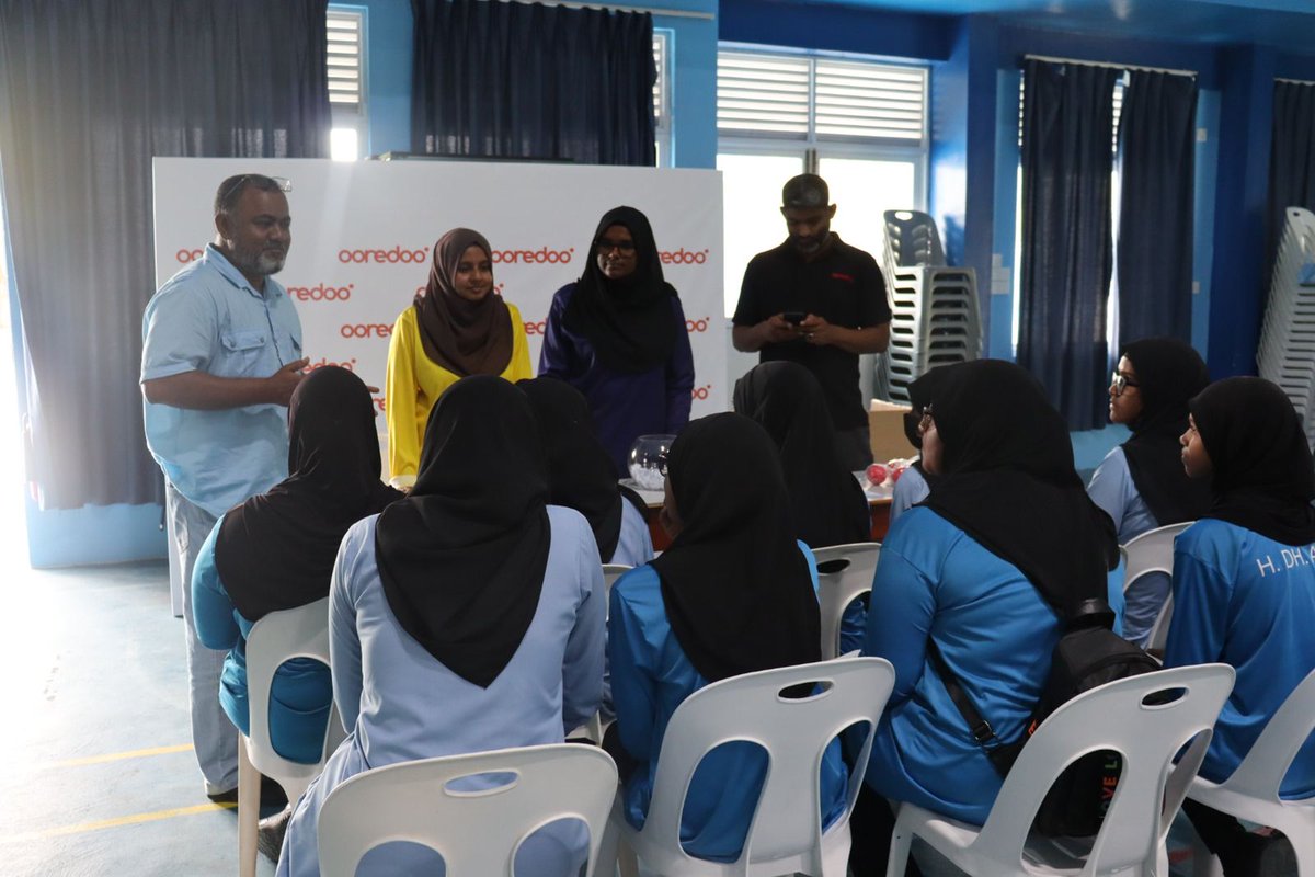 TransparencyMV's tweet photo. @OoredooMaldives briefed on the various services they provide and the job opportunities and career pathways available at their organisation

#Funara https://t.co/h1UnZGlLeS