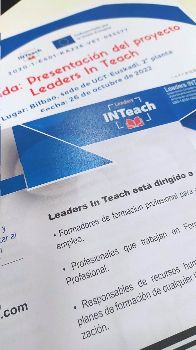 Saregune's tweet photo. Esta claro que *lo digital" llego para quedarse y por supuesto en la #formación para el empleo también. Broche final a @leadersinteach1 con intervención chulísima de Patxi Calvo https://t.co/bHruVujZsY