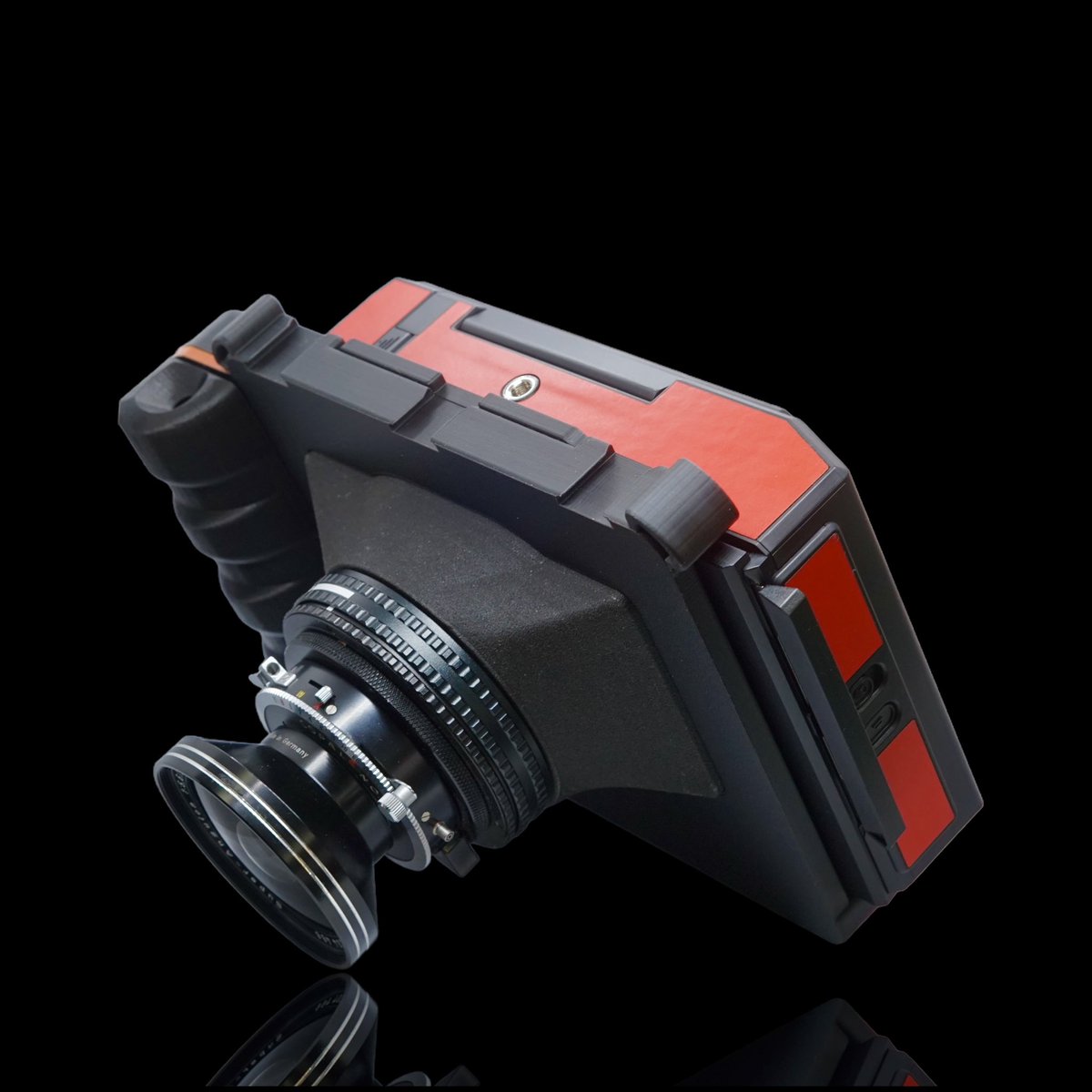 Exciting news! I’ve just launched my new website, along with 4 brand new products, including my new “Double Glass” 24mm f11 M39 mount lens!