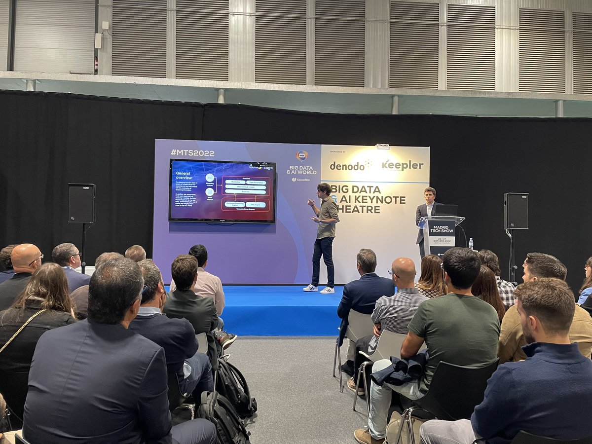sdggroupspain's tweet image. 💬@SergioMGamarra de @sdggroupspain: "Hemos diseñado una solución que da soporte a cualquier caso de uso relacionado con el procesamiento en streaming de información"
 
#MTS2022
#BDAIWMadrid