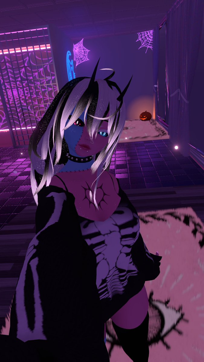 hyacinth_vr's tweet photo. everyone say hiiii absinthe 💖💙 available now 👻
#VRChat #halloween #3dmodel #3dmodeling https://t.co/zXSXqWfnO6