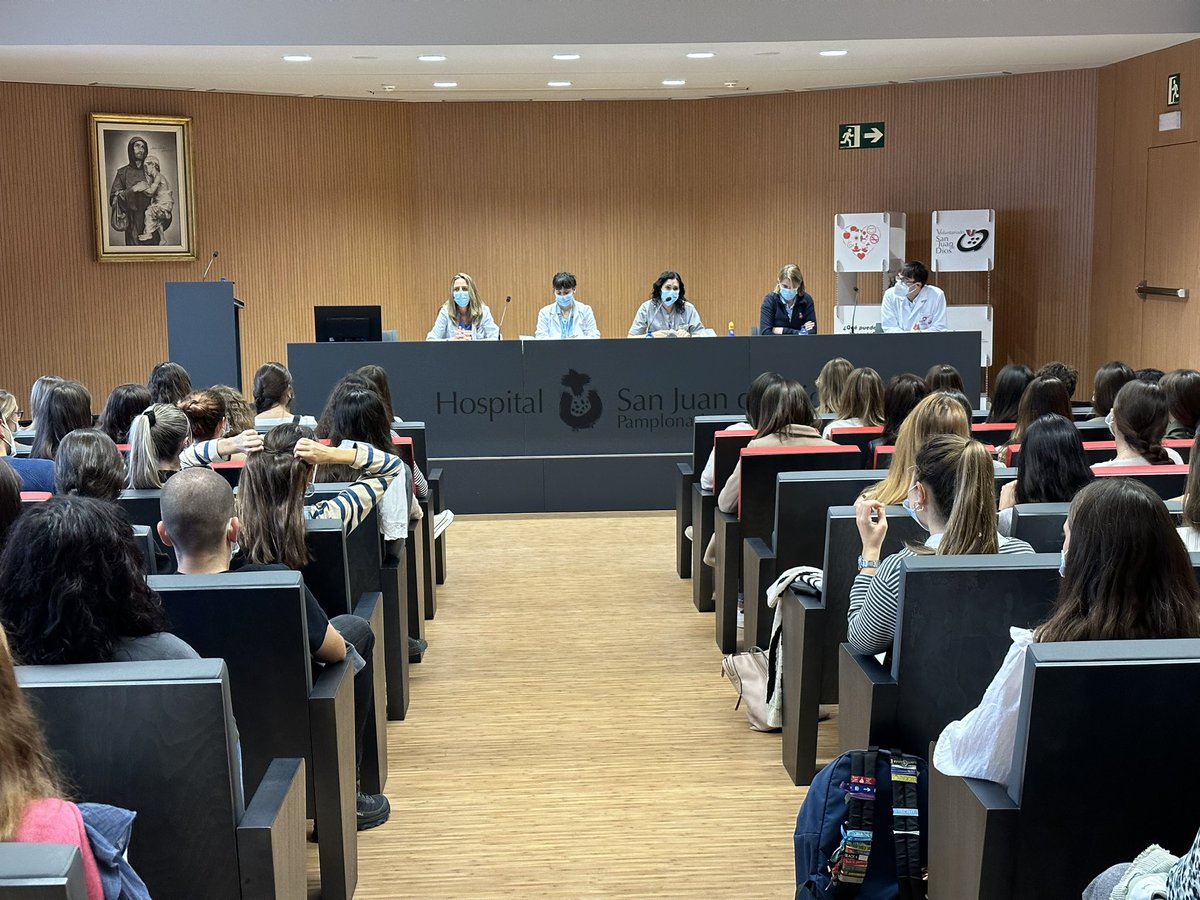 ✨Excelente actividad en la Asignatura de Cuidados Paliativos con los estudiantes de <a href="/enfermeriaunav/">Facultad Enfermería</a>! Hoy hemos tenido la oportunidad de conocer cómo trabajan en equipo los profesionales de paliativos de <a href="/HSJD_Pamplona/">Hospital San Juan de Dios Pamplona (Navarra)</a>. Gracias por compartir vuestro conocimiento y experiencia!
