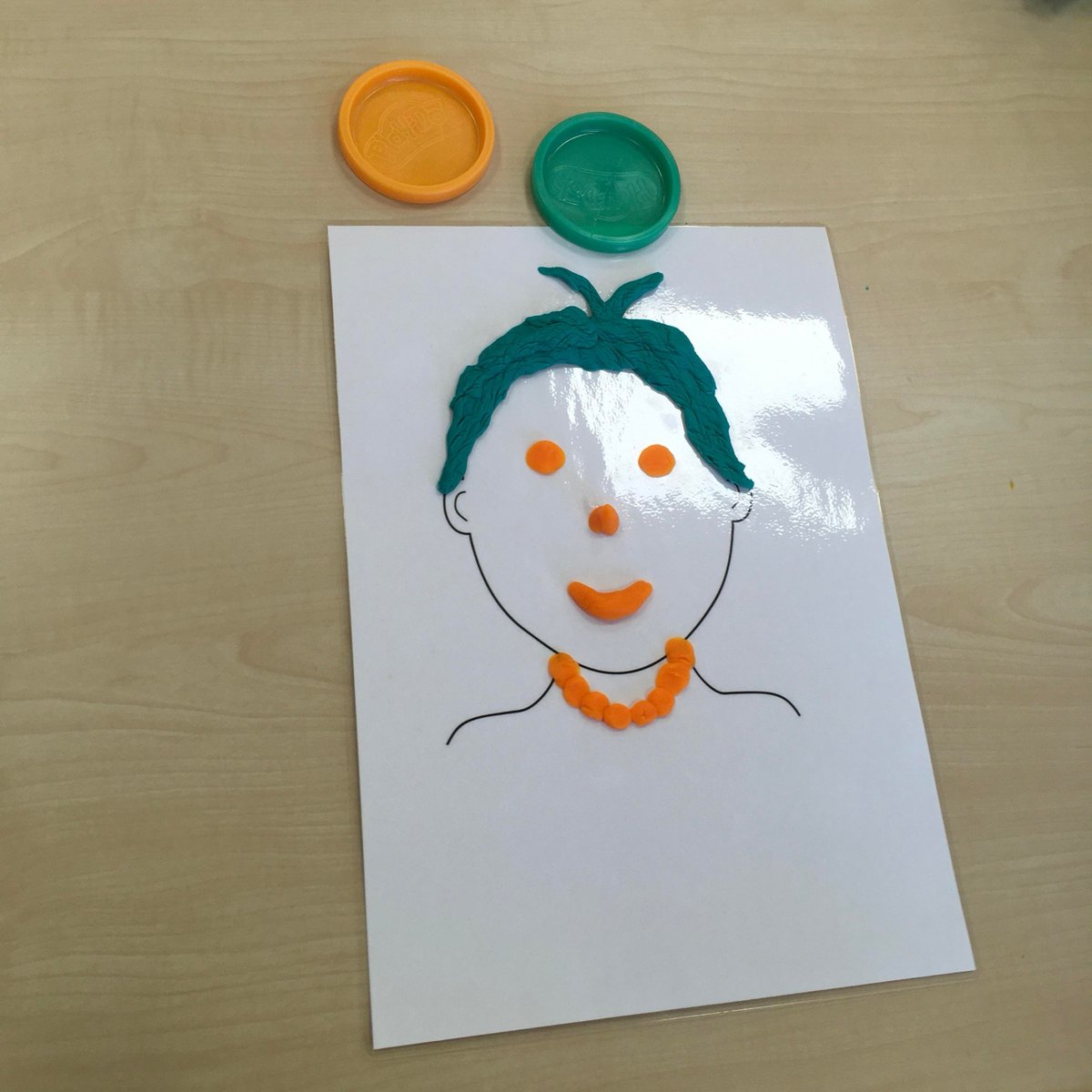 This week's Rainbow Group is focused on emotions using Play-Doh!

The younger youth groups enjoyed their table tennis &amp; the older youth group completed the shape of me activity for #ChildrensGriefAwarenessWeek talking about coping strategies.

Learn more > bit.ly/3CXBbgw