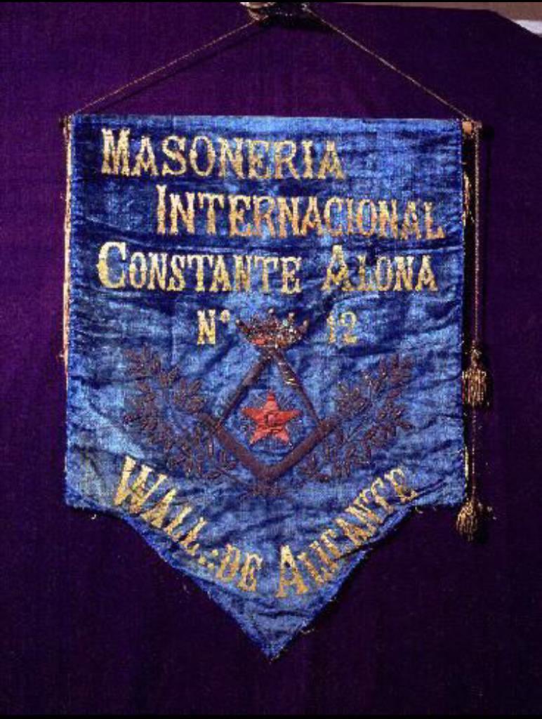 logia_c_alona's tweet image. Estandarte histórico de la Logia Constante Alona. Vall. de Alicante. Museo de Salamanca. Recuperando la historia de la masonería alicantina